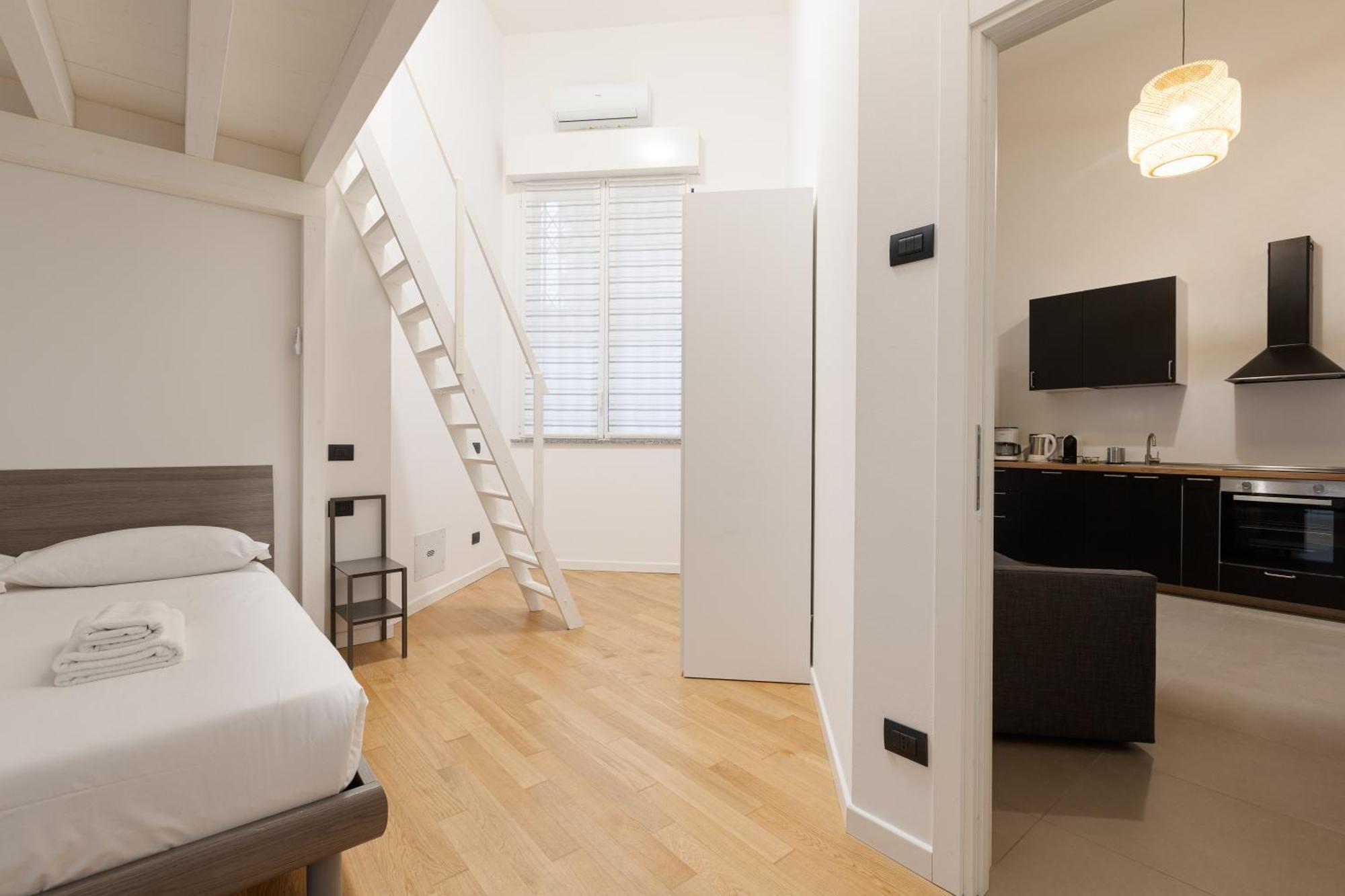 Cozy Corner With Balcony And Private Garage! Apartamento Milão Exterior foto